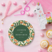 Whimsical Green Peach Illustration ペーパープレート (パーティー)