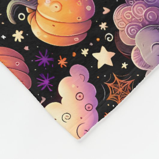 Whimsical Halloween Night Sky Pattern フリースブランケット (角)