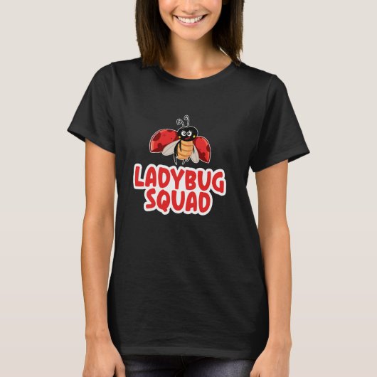 Whimsical Ladybug Quad Kawaii Anime Bugs Tシャツ (正面)