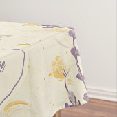 Whimsical Lavender & Yellow Floral Pattern テーブルクロス (インサイチュ)