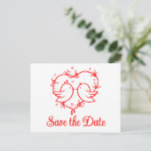 Whimsical Lovebirds Boho Red Wedding Save the Date 案内ポストカード (スタンド正面)