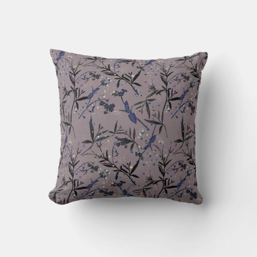 Whimsical Mauve Garden Accent  クッション (正面)