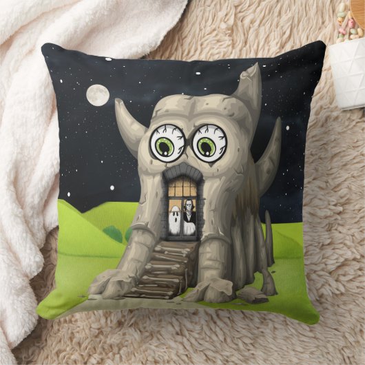 Whimsical Monster House Fantasy Decorative クッション (ブランケット)