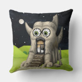 Whimsical Monster House Fantasy Decorative クッション (裏面)