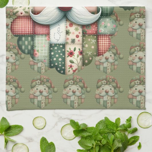 Whimsical Patchwork Santa Folk Christmas キッチンタオル (折り畳み)