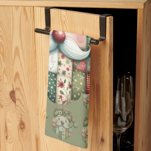 Whimsical Patchwork Santa Folk Christmas キッチンタオル (三つ折り)