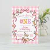 Whimsical Pink Gingham Bunny 1st Birthday Invitati 招待状 (スタンド正面)