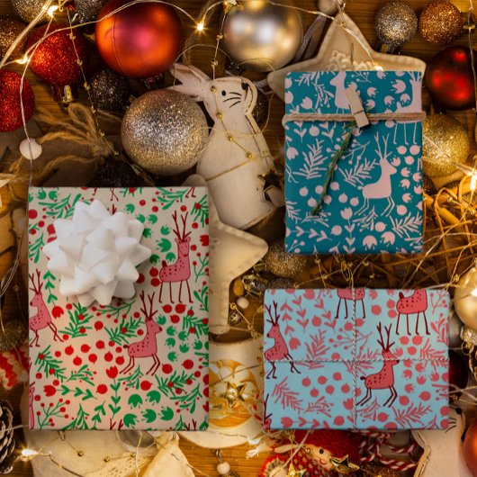 Whimsical Pink Reindeer and Winter Foliage Pattern ラッピングペーパーシート