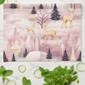 Whimsical Pink Winter Landscape (1) キッチンタオル (折り畳み)