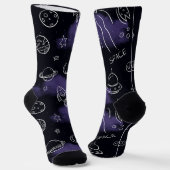 Whimsical Purple Outer Space Seamless Pattern ソックス (傾斜あり)