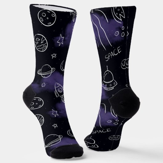 Whimsical Purple Outer Space Seamless Pattern ソックス (傾斜あり)