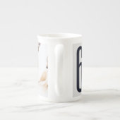 Whimsical Red Book Character Ignorance Banned  ボーンチャイナマグカップ (裏面)