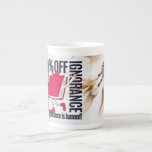 Whimsical Red Book Character Ignorance Banned  ボーンチャイナマグカップ (正面)
