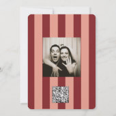 Whimsical Red Pink Striped Scribble  Wedding  招待状 (裏面)