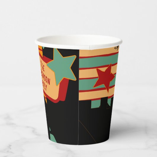 Whimsical Retro Witch Hat Over Skyline Halloween 紙コップ (右)