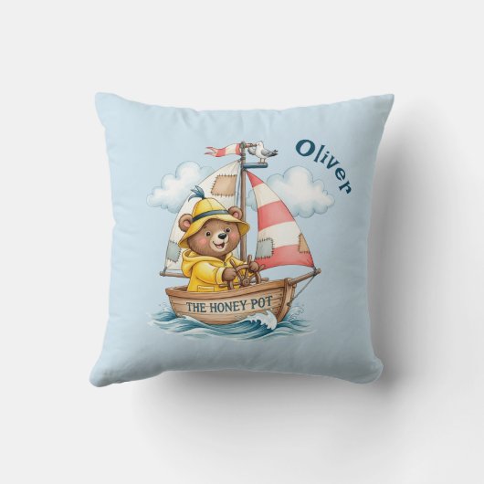 Whimsical Sailor Bear on Sailboat クッション (裏面)