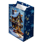 Whimsical Santa's Workshop Christmas Personalized ミディアムペーパーバッグ (正面アングル)