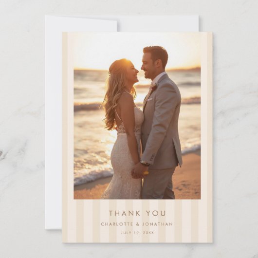 Whimsical Shell Monogram Coastal Wedding サンキューカード (正面)