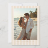 Whimsical Shell Monogram Coastal Wedding セーブザデート (裏面)