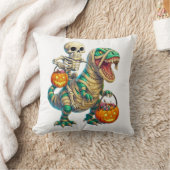 Whimsical Skeleton Riding Mummy T-Rex Halloween  クッション (ブランケット)