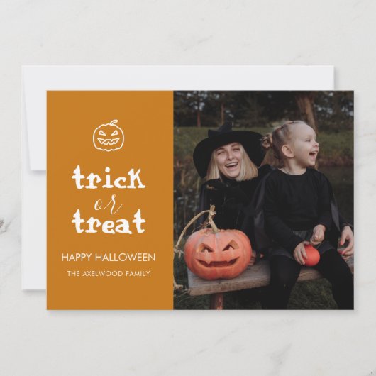 Whimsical Trick or Treat Script Halloween Photo シーズンカード (正面)