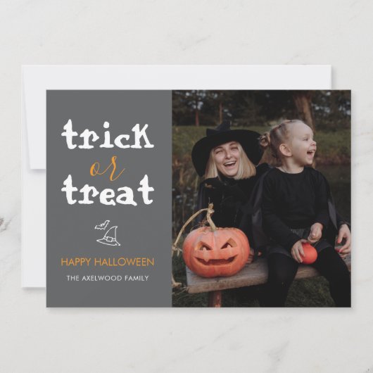 Whimsical Trick or Treat Script Halloween Photo シーズンカード (正面)