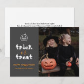 Whimsical Trick or Treat Script Halloween Photo シーズンカード (正面/裏面)