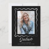 Whimsical Wavy Border Graduation Announcement 招待状 (正面)