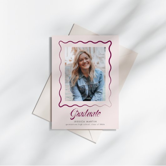 Whimsical Wavy Border Graduation Announcement 招待状