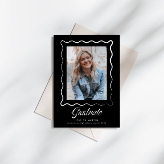 Whimsical Wavy Border Graduation Announcement 招待状