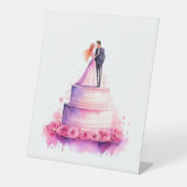 Whimsical Wedding Cake Couple Sign - Romantic Wate 台座サイン (正面)