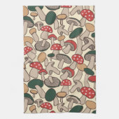 Whimsical Wild Fungi & Toadstool キッチンタオル (縦)
