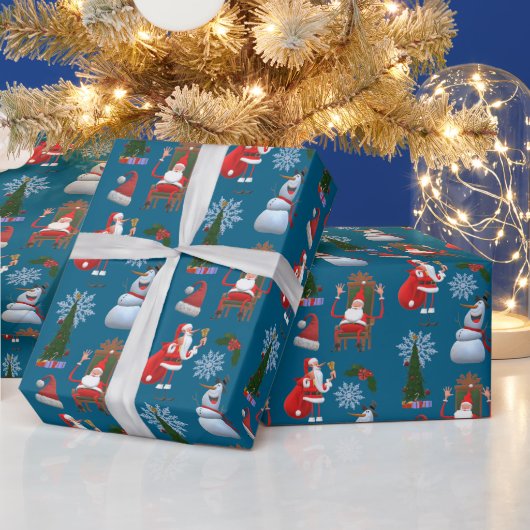 Whimsical Winter Tree with Santa and Snowman ラッピングペーパー (クリスマス)