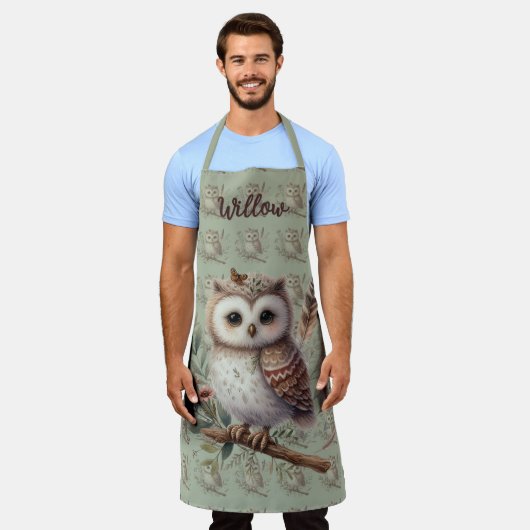 Whimsical Woodland Owl Botanical Illustration エプロン (着用した状態)