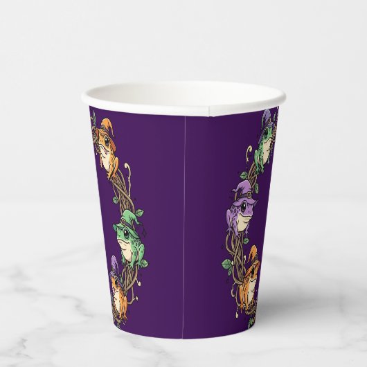 Whimsical Wreath Border Adorned With Witchy Toads 紙コップ (右)