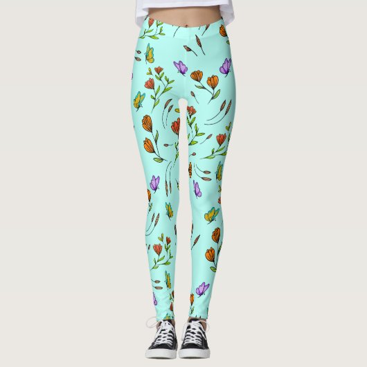 Whimsy Bloom Floral Butterfly Pattern Leggings レギンス (正面)
