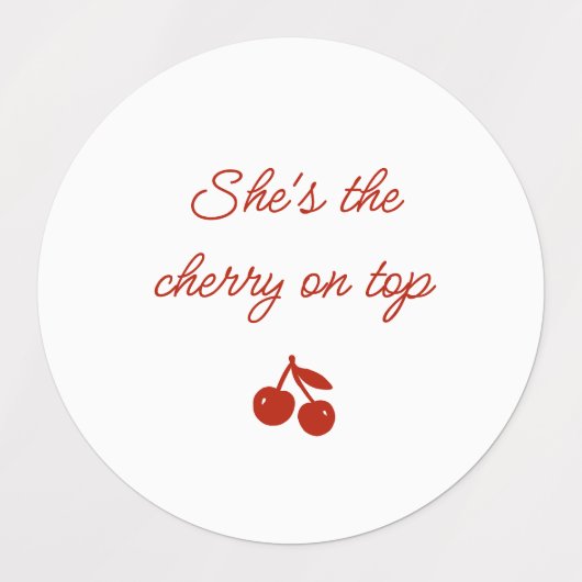 Whimsy Red She's the Cherry on Top ブライダルシャワー ラベル (デザイン1)
