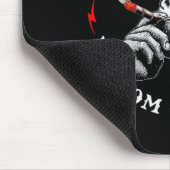 Whiskey Goes In Wisdom Comes Out Funny Monkey (on マウスパッド (コーナー)