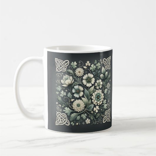Whispered Clover Knotwork Garden コーヒーマグカップ (左)