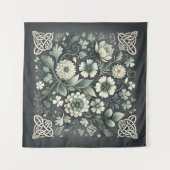 Whispered Clover Knotwork Garden タペストリー (正面(横))