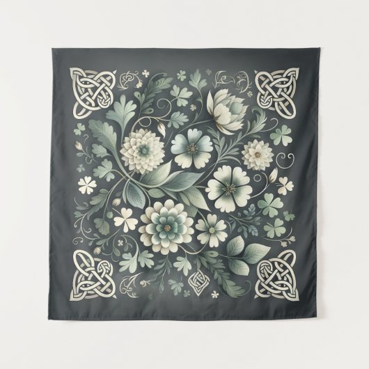 Whispered Clover Knotwork Garden タペストリー (正面(横))