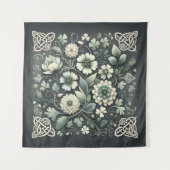 Whispered Clover Knotwork Garden タペストリー (正面)