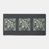 Whispered Clover Knotwork Garden デスクマット (正面)