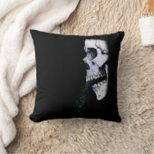 Whispering Bones クッション (ブランケット)