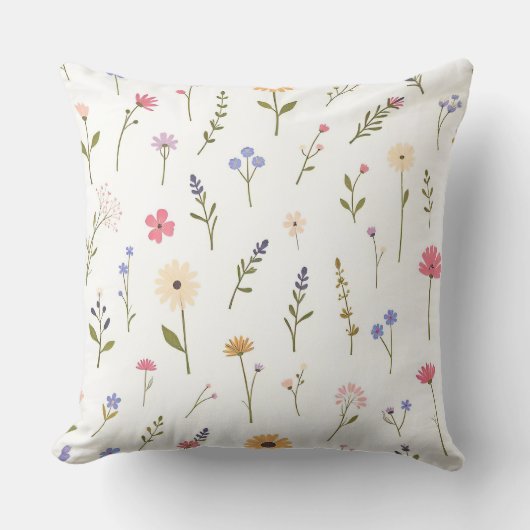 Whispering Wilds クッション (正面)