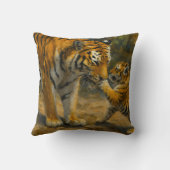 Whispers in the Wild – Tiger and Cub in Forest クッション (裏面)