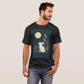 Whispers of the Moon – Minimal Japanese Rabbit Des Tシャツ (正面フル)