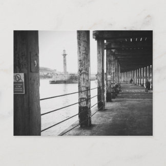 Whitby桟橋、Whitby、北Yorks.の下の漁師 ポストカード