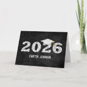 White 2026 Graduation Cap On Black Leather カード (正面)