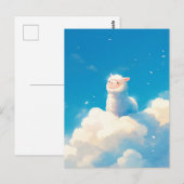 White Alpaca Sitting on Puffy Cloud Blue Sky ポストカード (正面/裏面)
